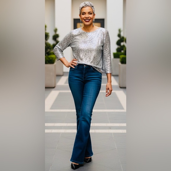 Hudson Jeans Denim - TALL GIRL 🚨 EUC Hudson Jeans SZ 29 Blue denim 5-pocket/button fly flare jeans